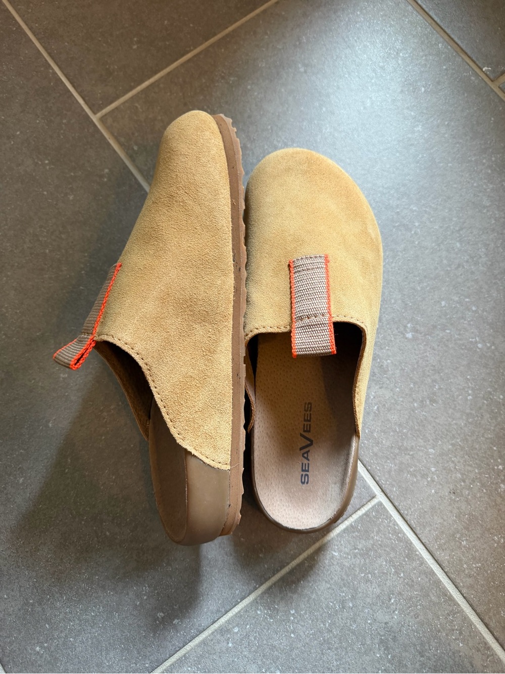 NWT Men’s Seavees Tan Slip-On Suede Clog with Orange Accent - Picture 3 of 7